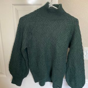 Abercrombie dark green thick cozy turtleneck sweater